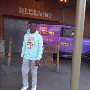 Meet your Posher, Devon